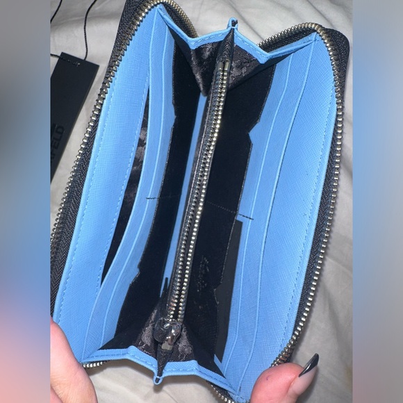 Karl Lagerfeld Zip Around Leather Wallet Blue NWT - Picture 5 of 7